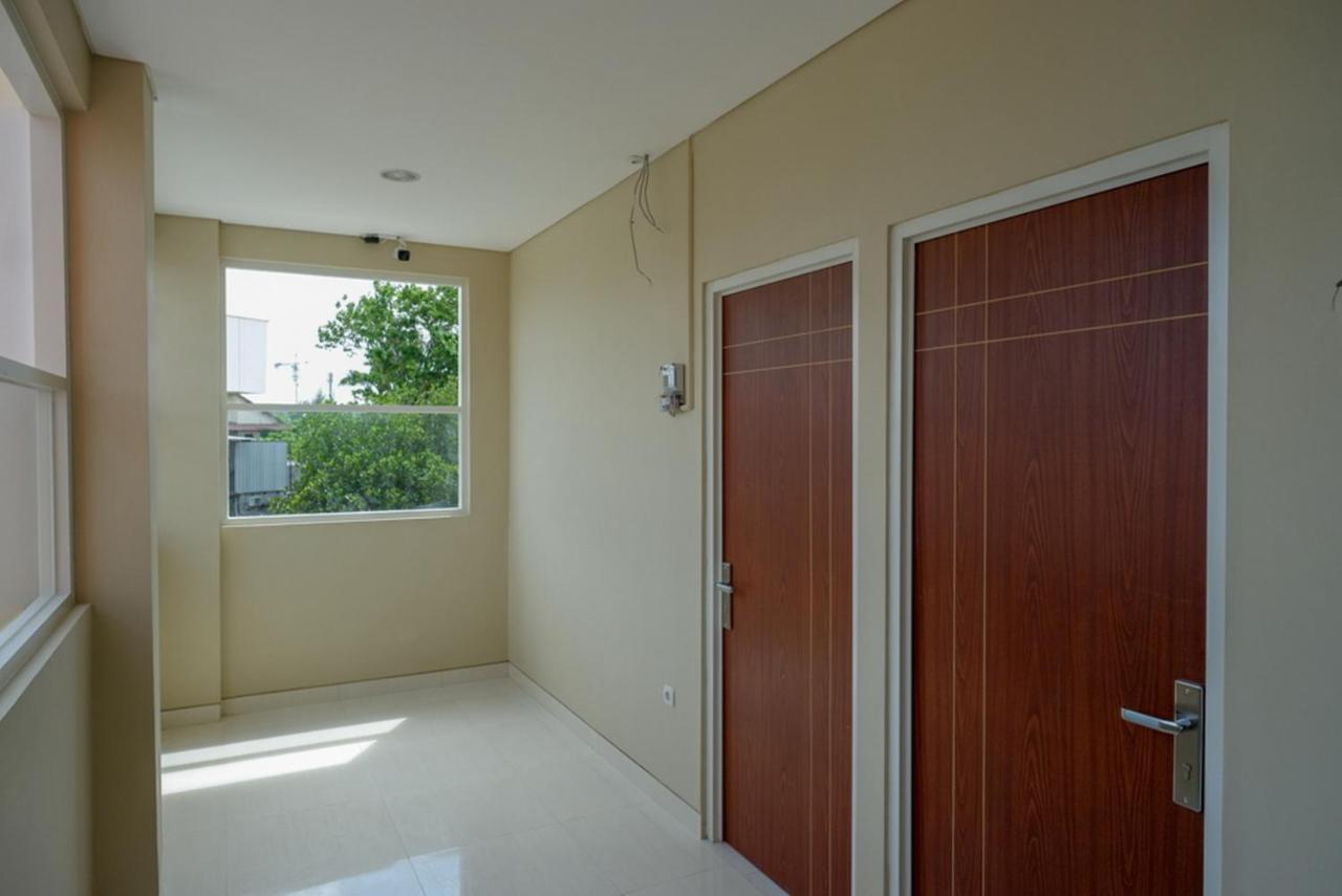Reddoorz Syariah Near Prpp Semarang Hotell Exteriör bild